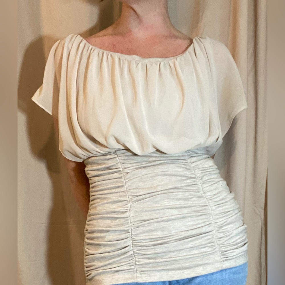 XOXO Cream Top